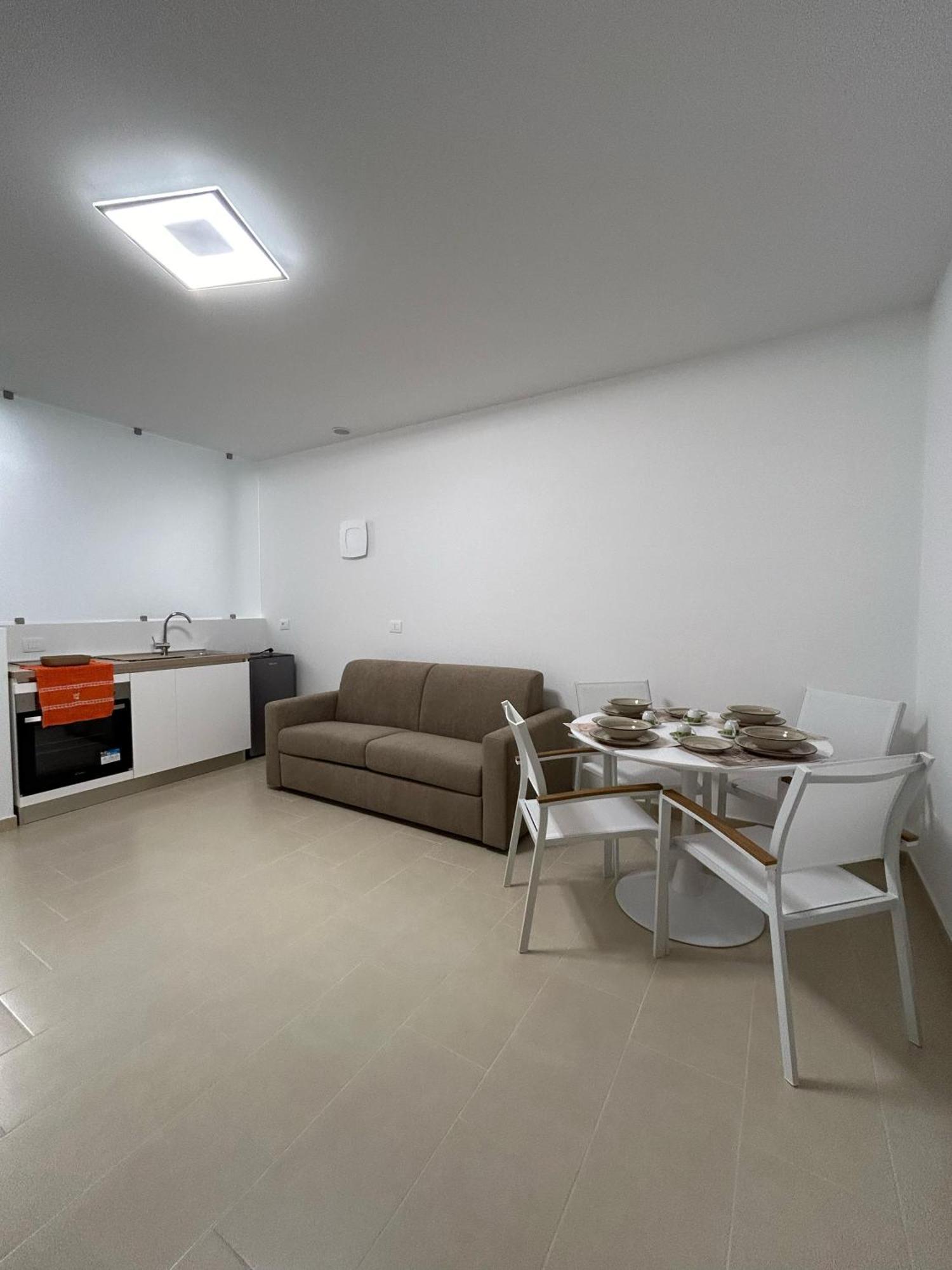 Little Rose Apartman Catania-Fontanarossai nemzetközi repülőtér Kültér fotó